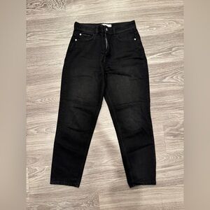 Zara High Rise Black Mom Jeans